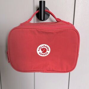 Fjallraven Kanken Women Toiletries Case